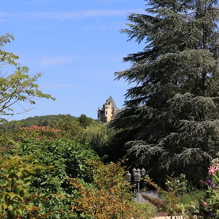 Manoir Majoral Bed & Breakfast *